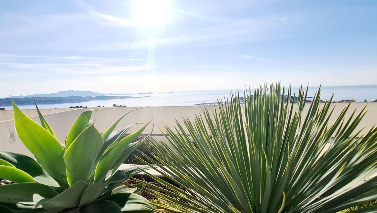 Vue Mer Panoramique - Grande Terrasse Et Piscine Бандоль Экстерьер фото
